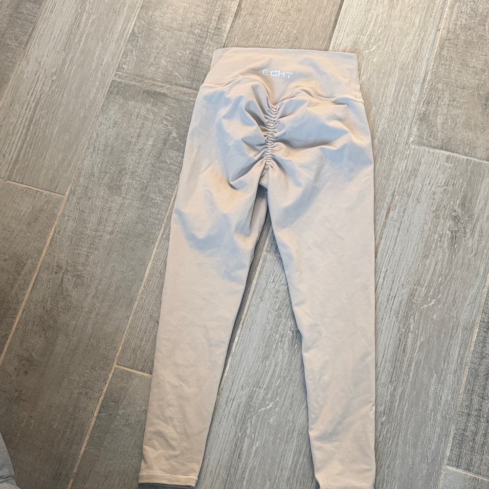 ECHT women’s  Light Gray Leggings scrunch butt